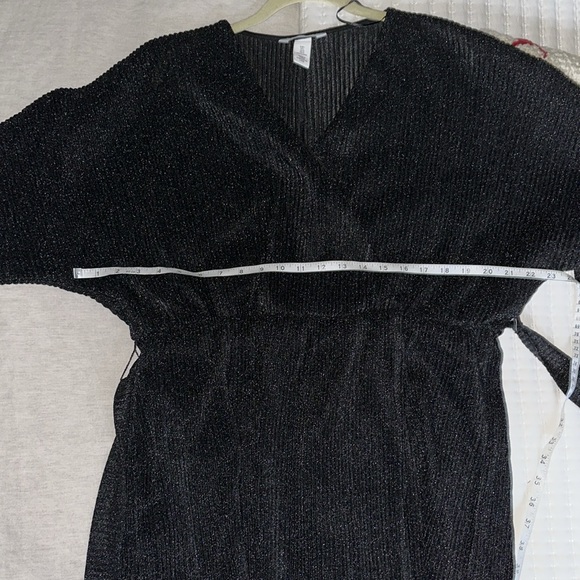 H&M dress - Picture 8 of 9